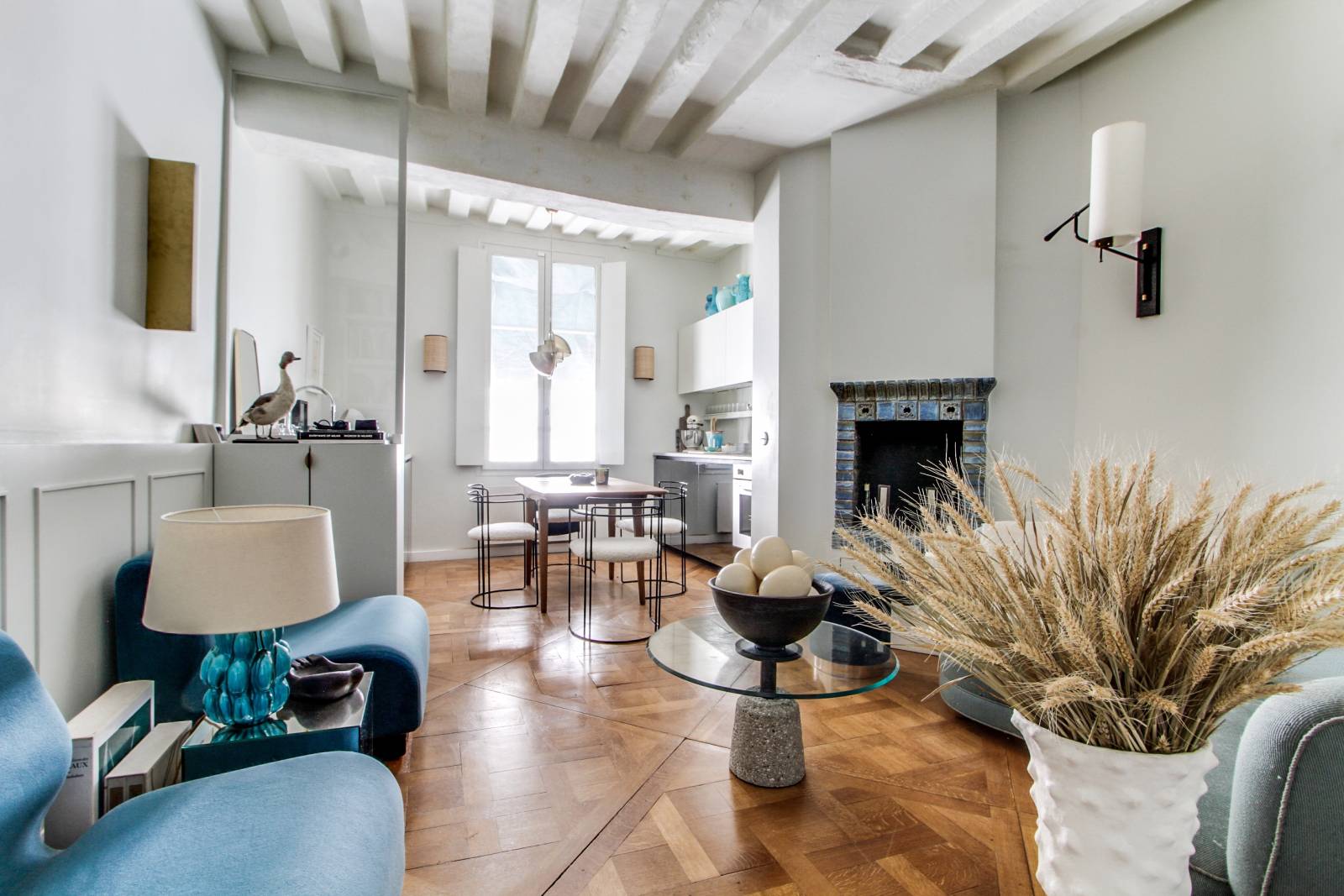 Annonce Location Appartement Paris 04 Louer un charmant 2 pièces meublé rénové par architecte dans la quartier du Marais à Paris 4ème proposé par l'équipe de KIOSK immobilier