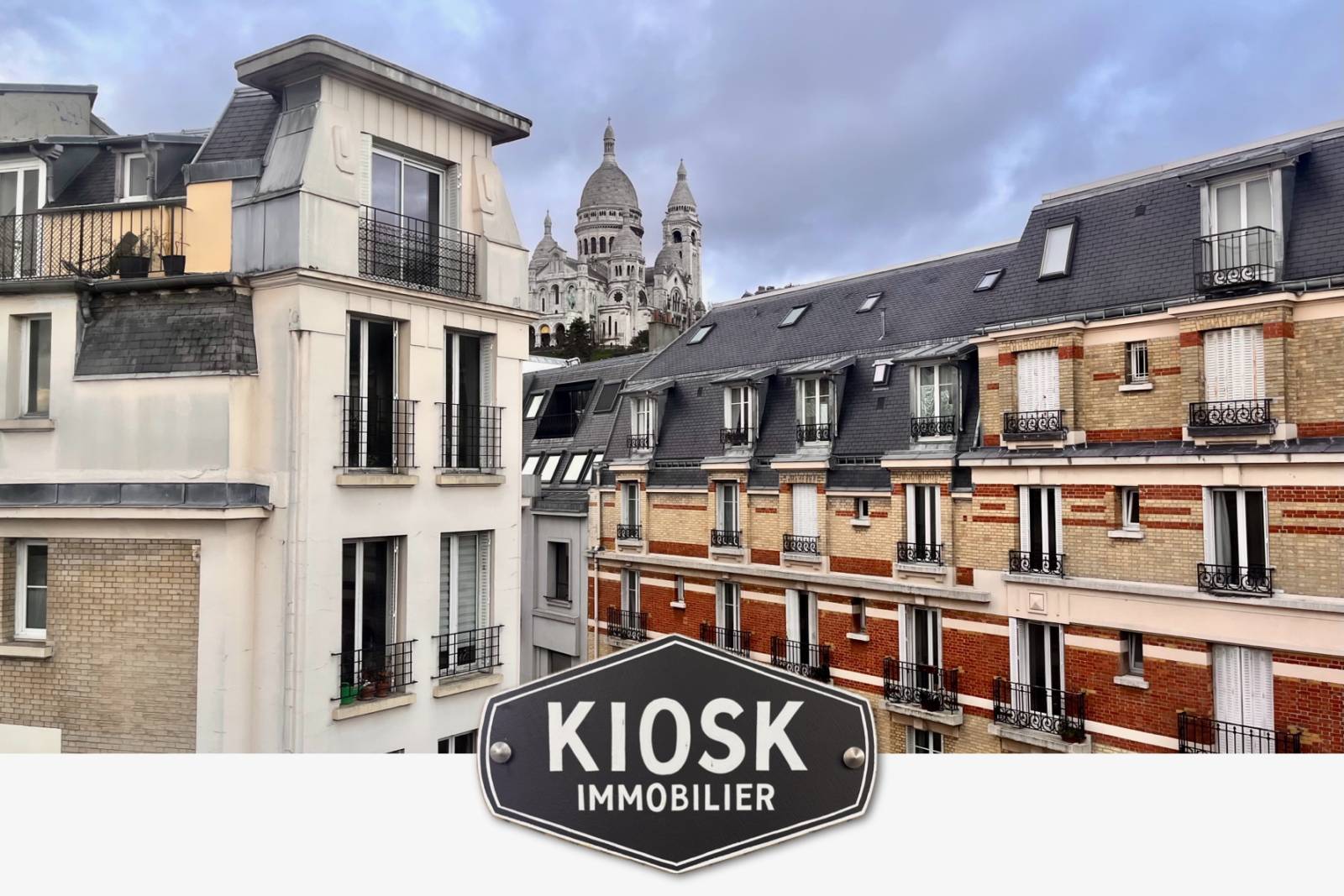 Location d'un Studio refait à neuf avec vue dégagée sur le Sacré-Cœur, rue d’Orsel à Montmartre Paris 18e.