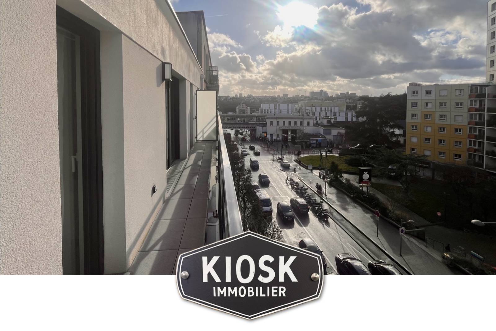 Kiosk immobilier propose de louer un appartement meublé 4 pièces de 62 m² avec balcon filant et parking à Arcueil – Dernier étage – Résidence récente 2024 – Proche RER