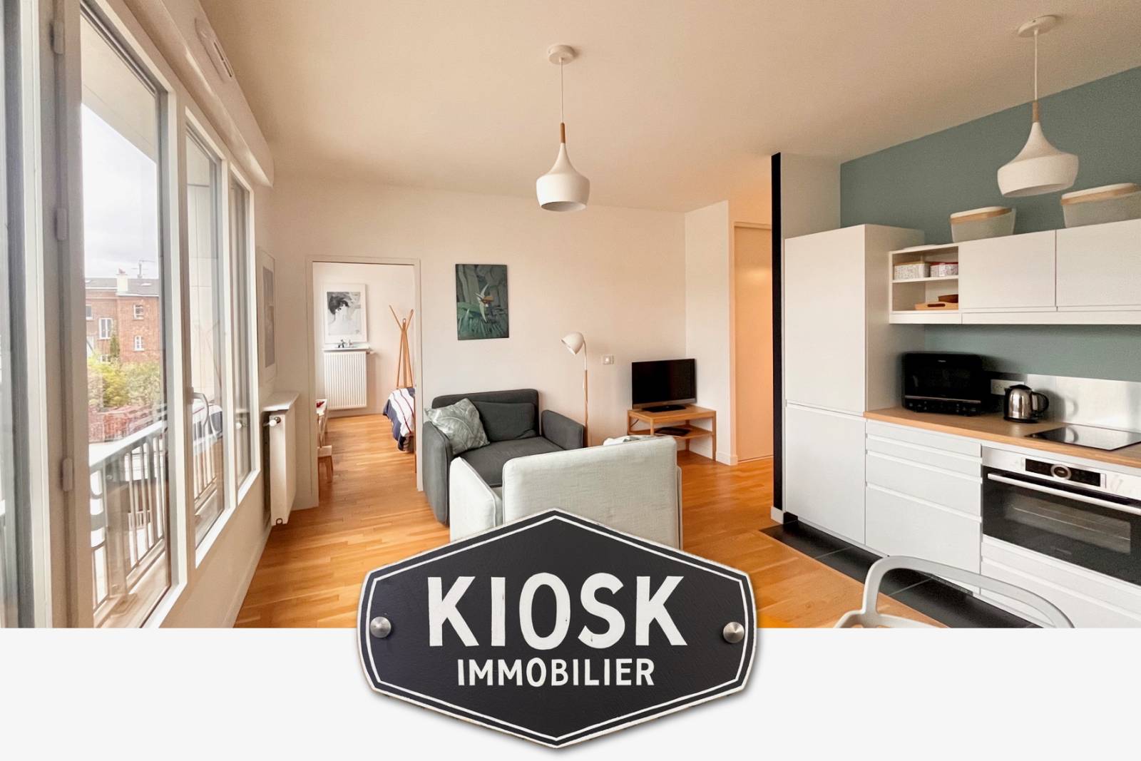 Location à Clichy d'un appartement  2 pièces 43 m², dernier étage, vue sur les toits, immeuble moderne