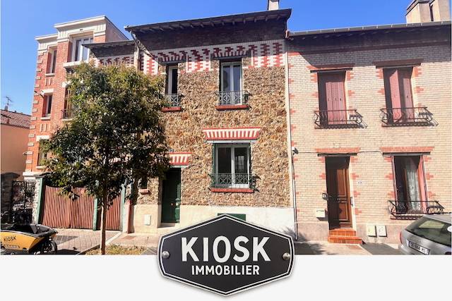 Louer une jolie maison de ville à 13 minutes du centre de Paris en transports. Une opportunité unique EN OFF® avant diffusion officielle sur les sites d'annonces immobilières